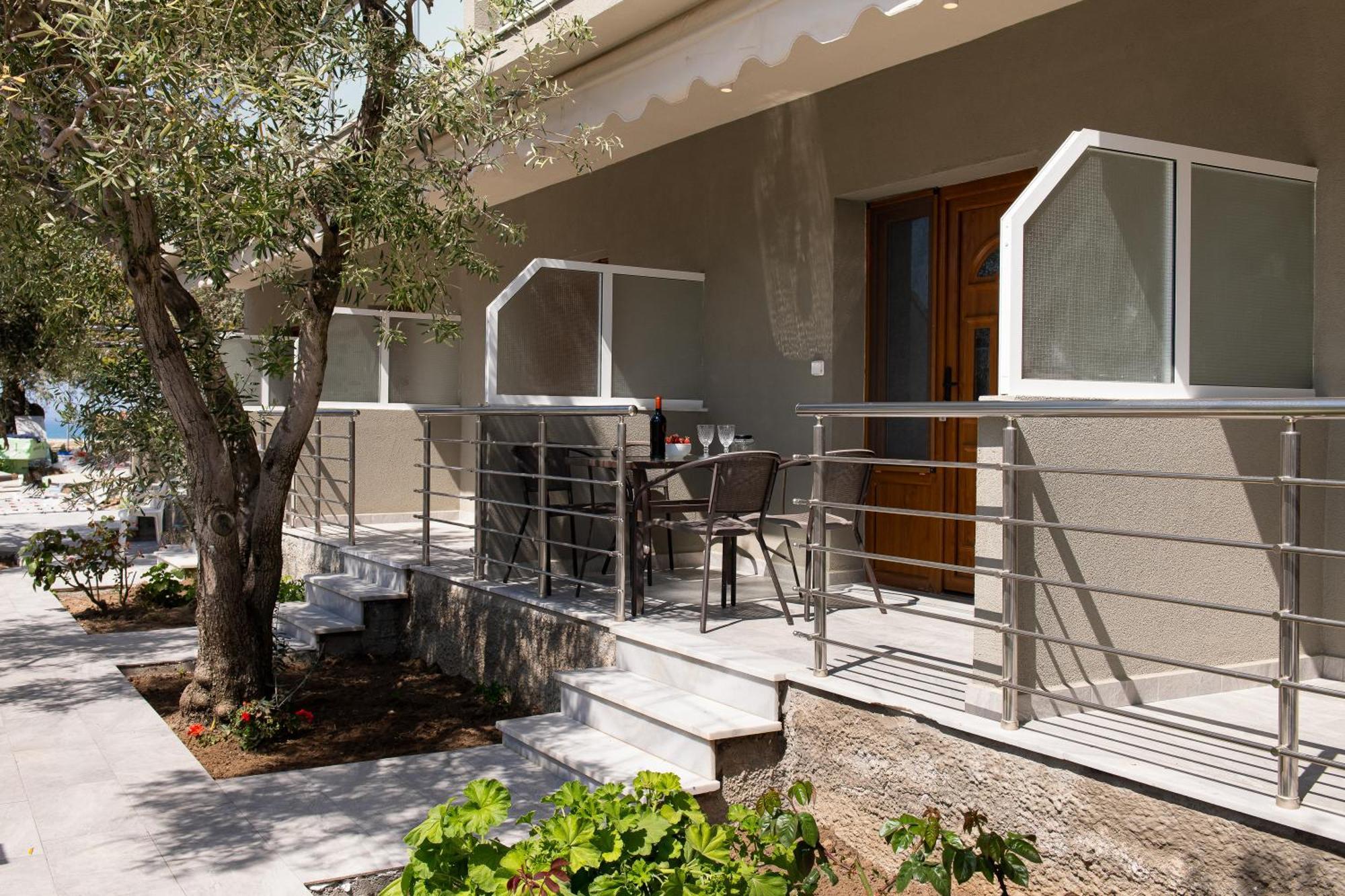 Olivento Beach Front Suites Potos Exterior foto