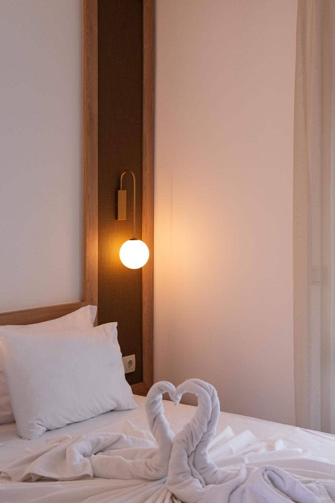 Olivento Beach Front Suites Potos Exterior foto
